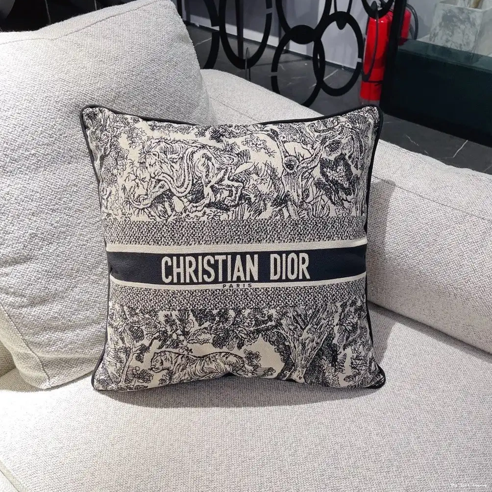 2.0 THROW PILLOW CHRISTIAN 0527